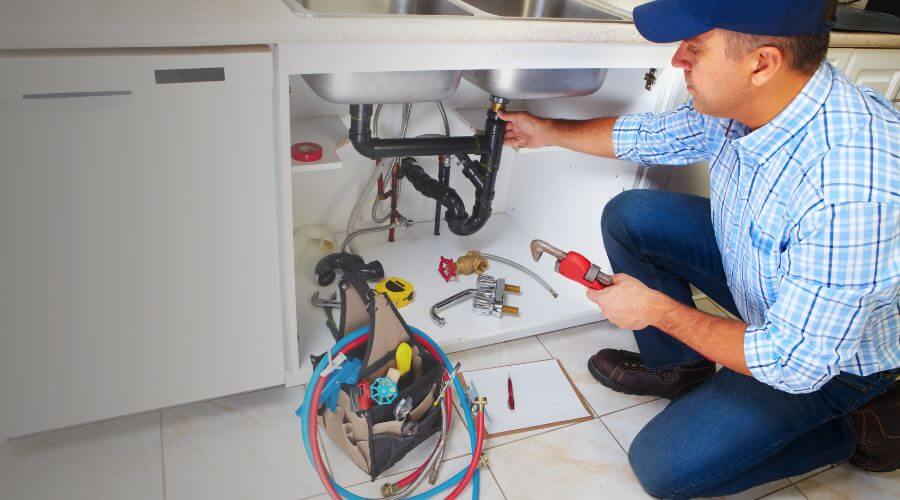 Expert burst pipe repair services in Wheeling, MO